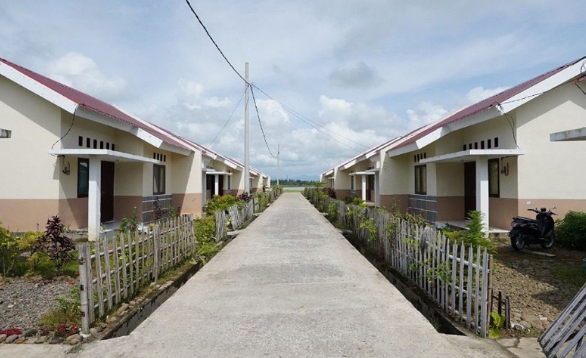 kenapa-rumah-tidak-boleh-berada-di-tusuk-sate